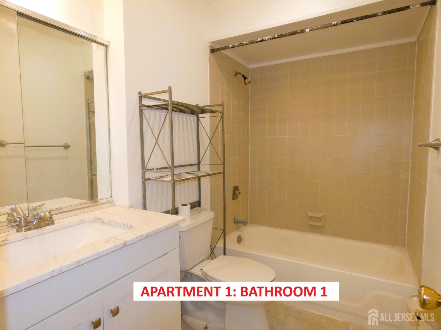 55 Smith Street Perth Amboy, NJ 08861 - Photo 11 of 39