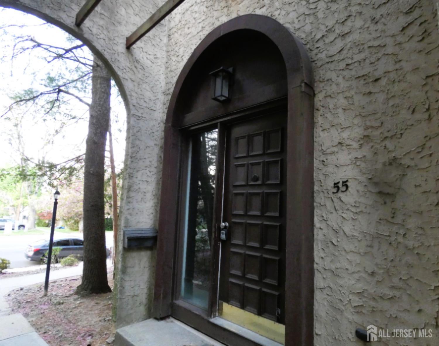 55 Smith Street Perth Amboy, NJ 08861 - Photo 2 of 39