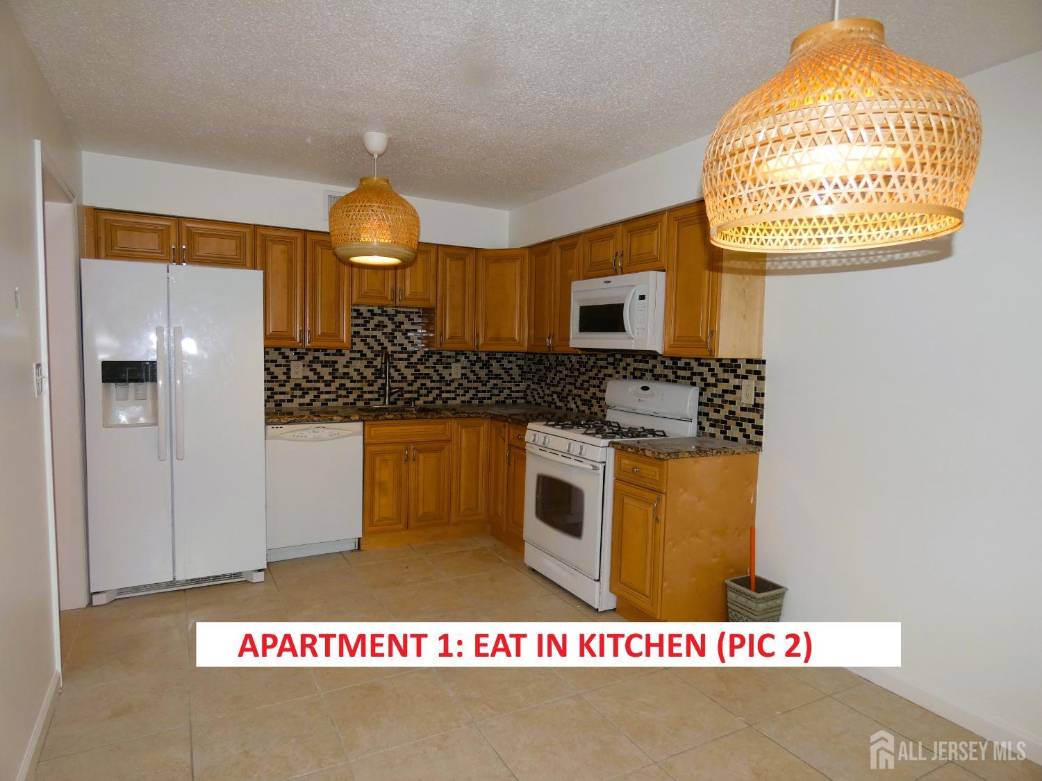 55 Smith Street Perth Amboy, NJ 08861 - Photo 8 of 39