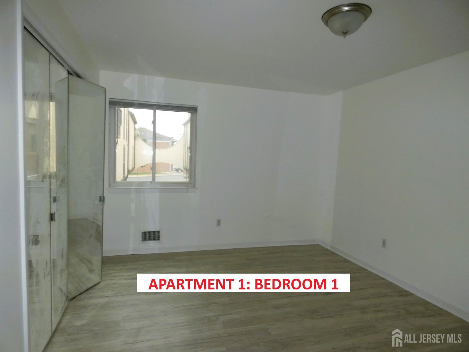 55 Smith Street Perth Amboy, NJ 08861 - Photo 9 of 39