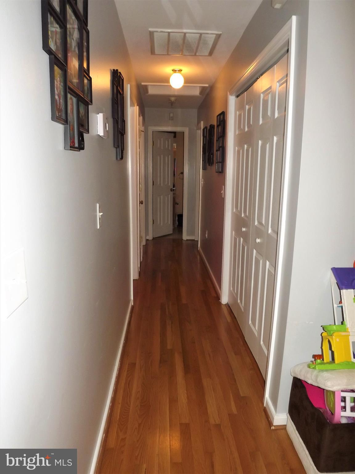 14094 Reva Road Boston, VA 22713 - Photo 16 of 30 Hallway