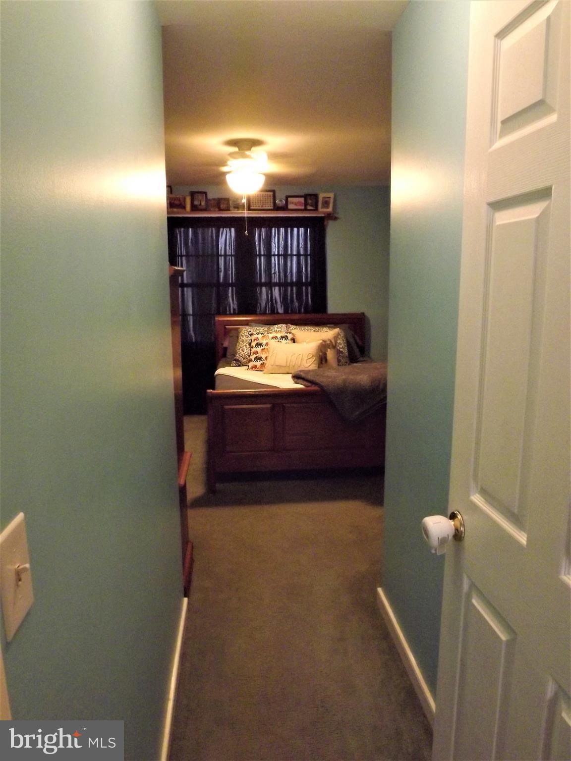 14094 Reva Road Boston, VA 22713 - Photo 18 of 30 Entry Way to Master