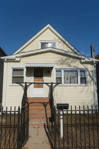 $270,000 | 5322 West 23rd Street, Cicero, IL 60804