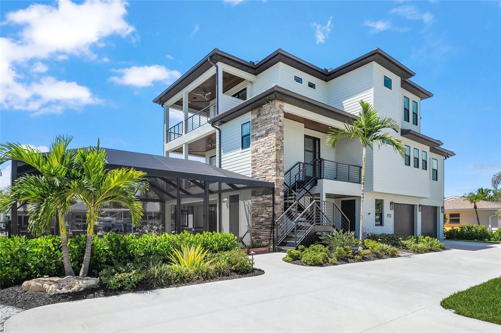 913 Inlet Circle Venice, FL 34285 - Photo 1 of 1 Welcome to Coastal Waterfront Living