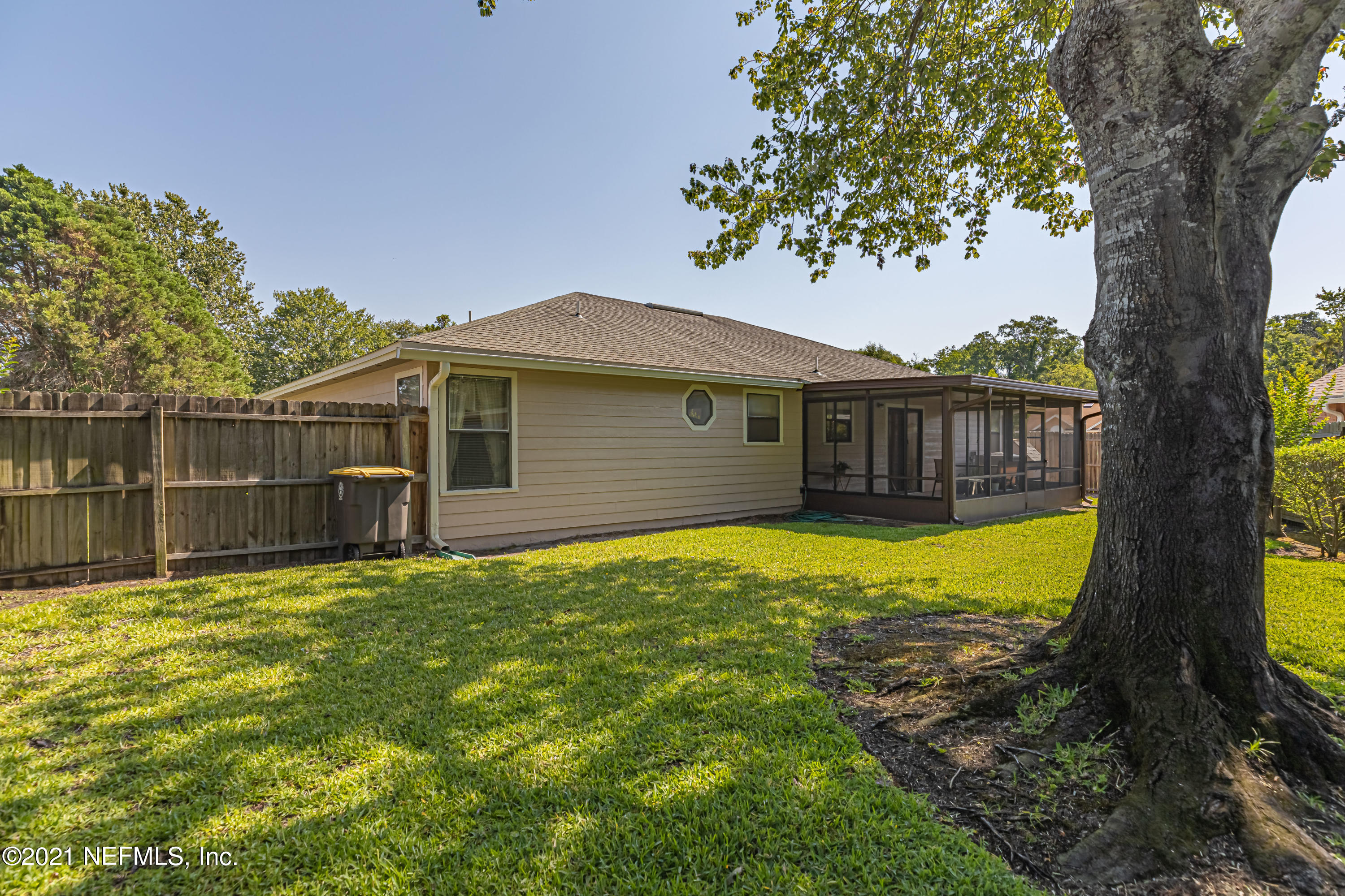8430 Winter Berry Road Jacksonville, FL 32210 - Photo 27 of 28 27 Rear