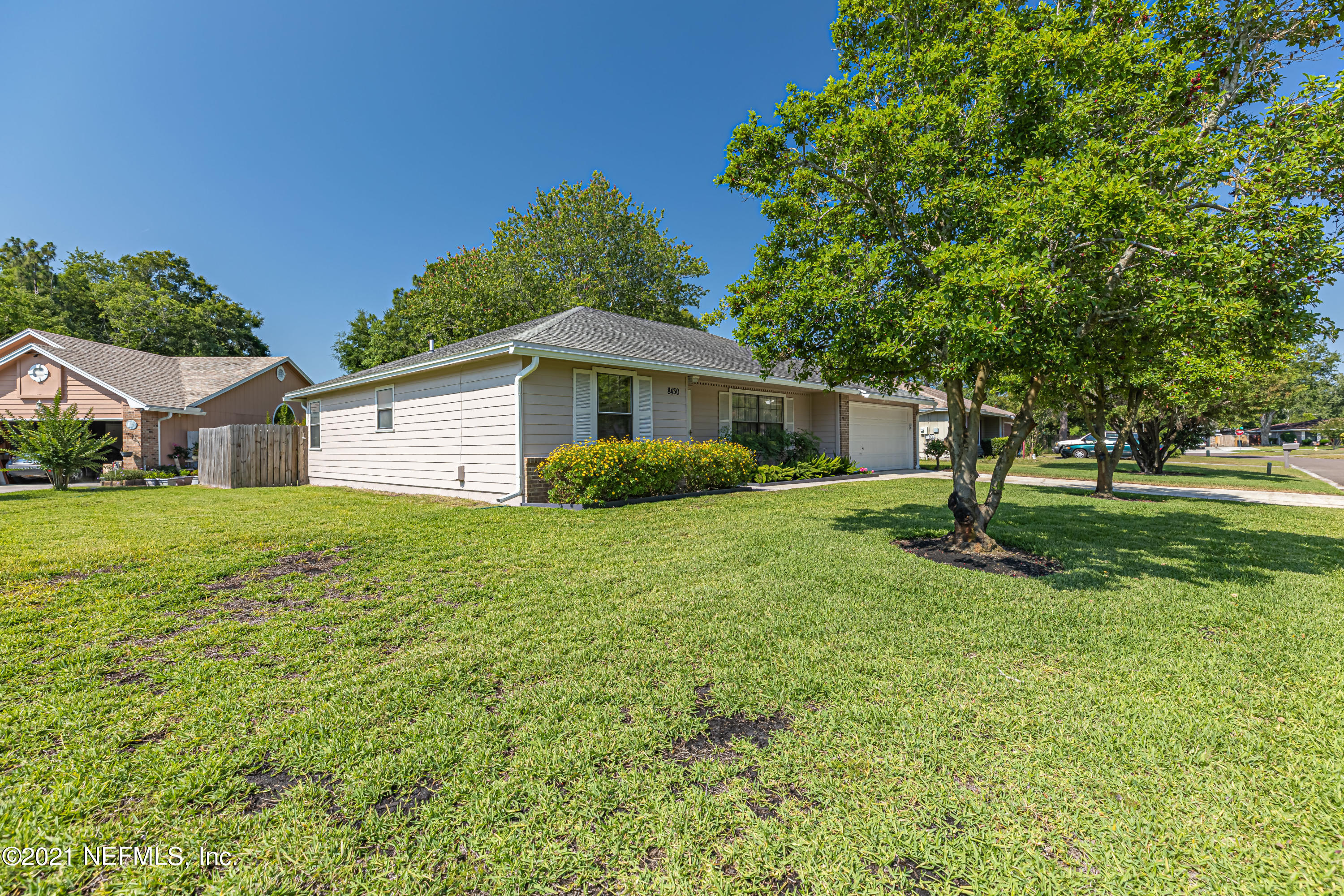 8430 Winter Berry Road Jacksonville, FL 32210 - Photo 3 of 28 3 Front View-3