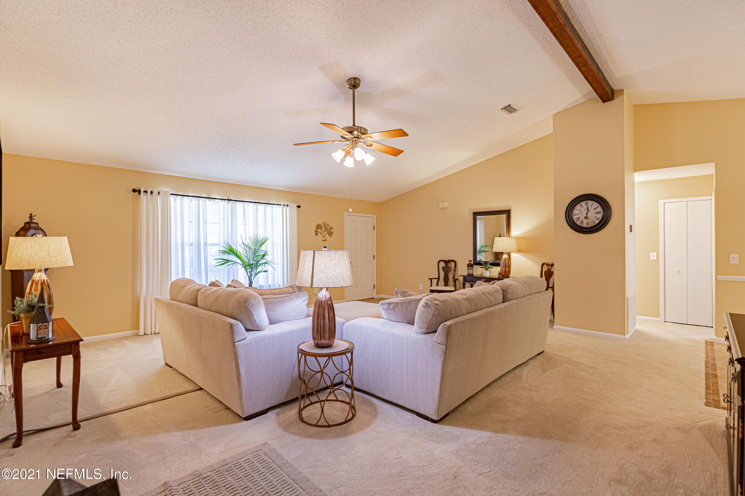 8430 Winter Berry Road Jacksonville, FL 32210 - Photo 9 of 28 9 Family Room-3