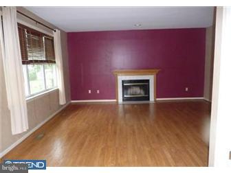 975 Merrivale Road Bethlehem, PA 18017 - Photo 3 of 12 Gallery Image 3