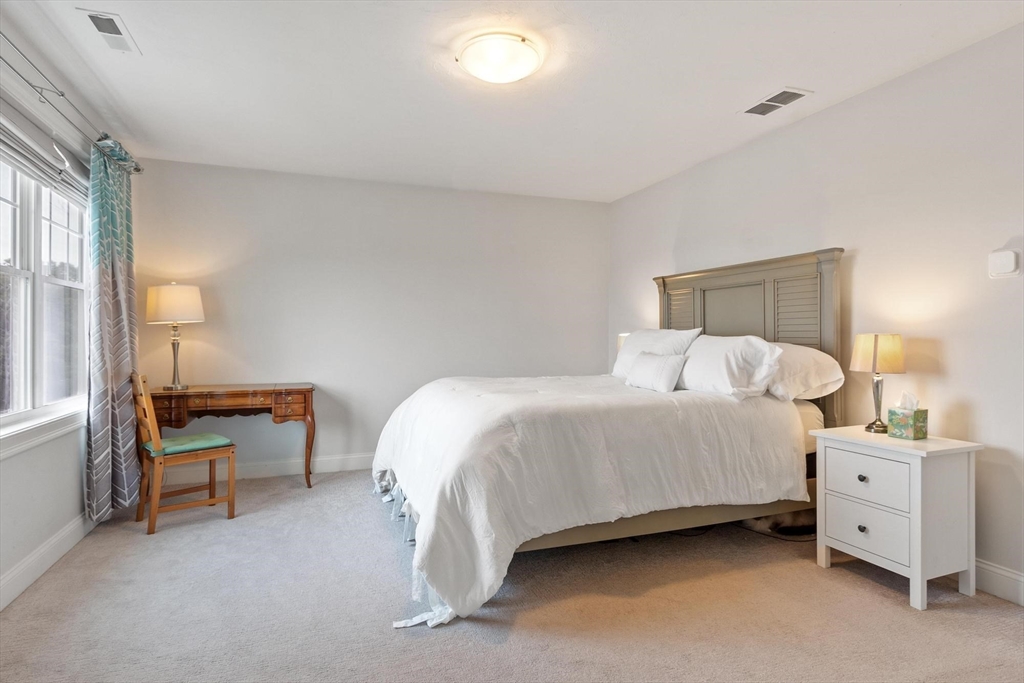 1208 Hazelwood Way Clinton, MA 01510 - Photo 17 of 25