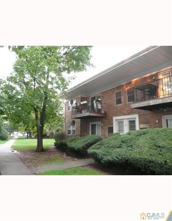 188 Evergreen Road, Unit 6B Edison, NJ 08837 - Photo 2 of 7 Gallery Image 2