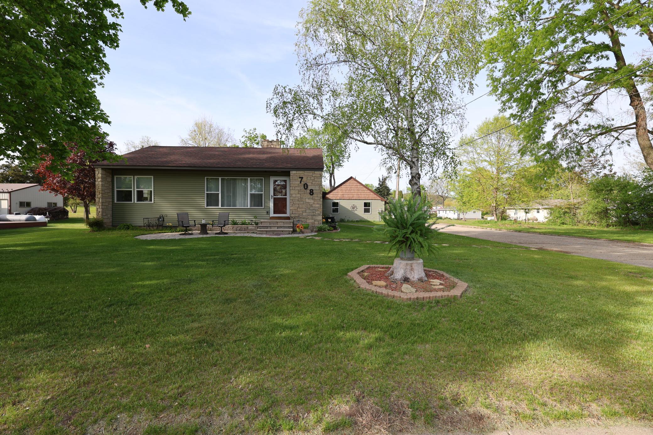 708 3rd Street Pepin, WI 54759 - Photo 6 of 51