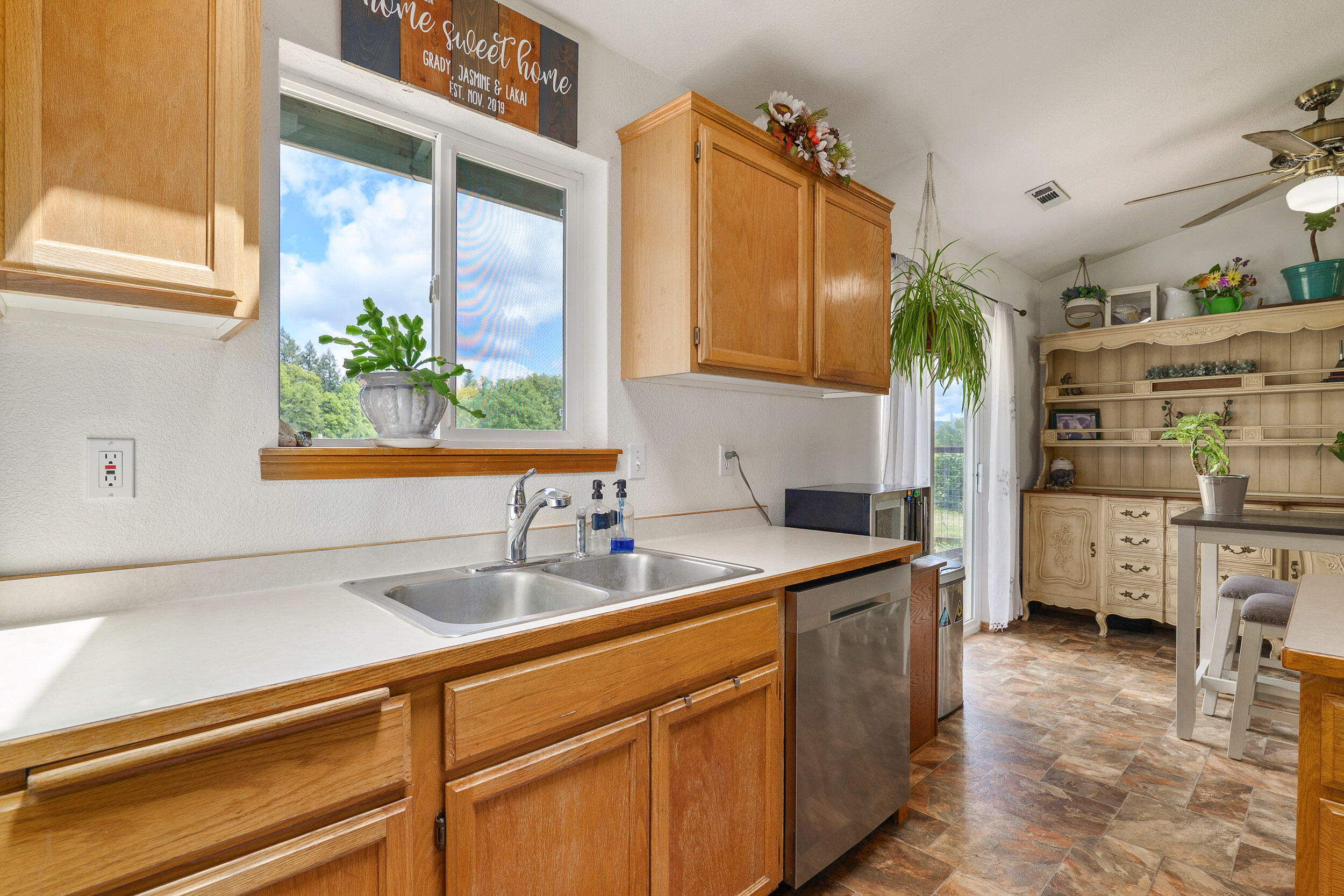 3300 Cedar Flat Road Williams, OR 97544 - Photo 11 of 44 3300CedarFlatRd-013