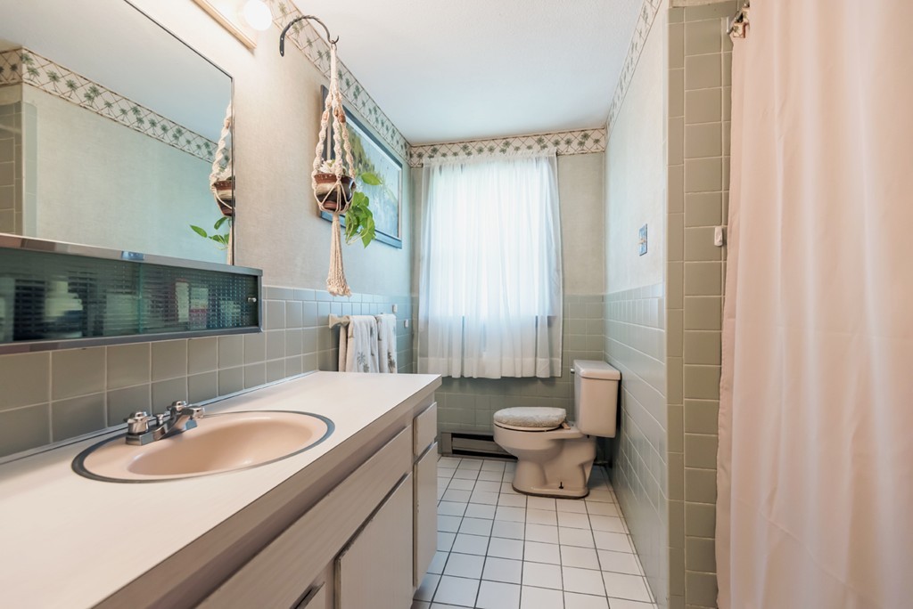 77 Greenwood Road Andover, MA 01810 - Photo 15 of 25 Gallery Image 15