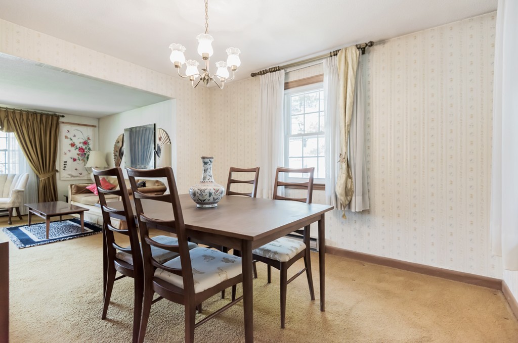 77 Greenwood Road Andover, MA 01810 - Photo 8 of 25 Gallery Image 8