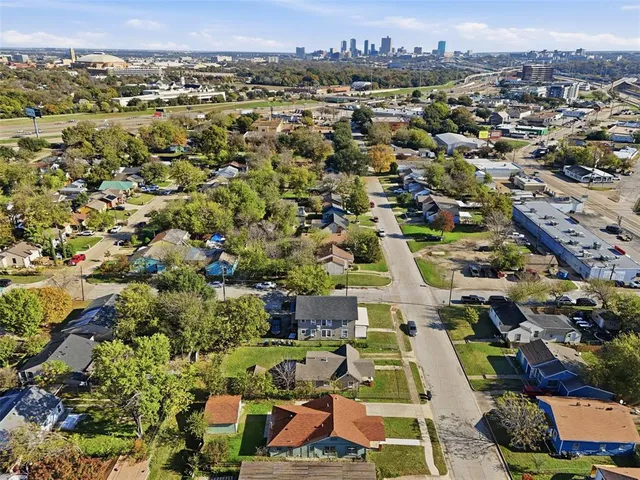 $324,000 | 3958 Lisbon Street, Fort Worth, TX 76107