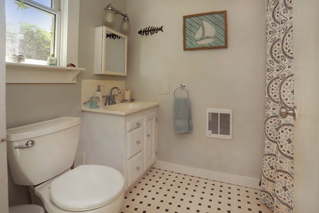17 Spring Hill Road Newbury, MA 01922 - Photo 13 of 30
