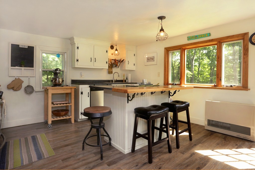 17 Spring Hill Road Newbury, MA 01922 - Photo 5 of 30