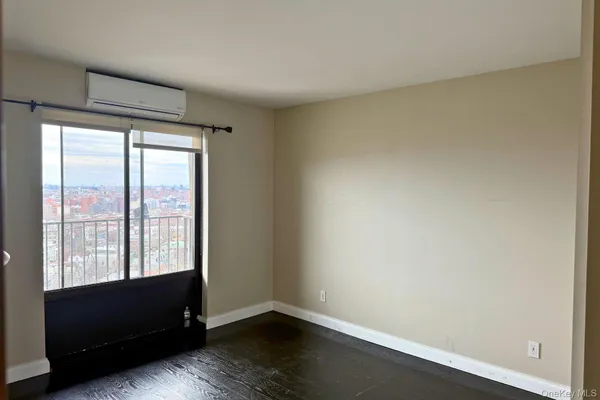 $4,200 | 25-40 Shore Boulevard, Unit 19E | Astoria