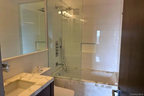 $4,200 | 25-40 Shore Boulevard, Unit 19E | Astoria