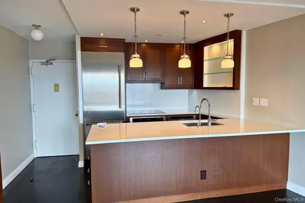 $4,200 | 25-40 Shore Boulevard, Unit 19E | Astoria