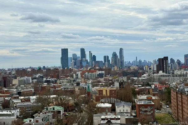 $4,200 | 25-40 Shore Boulevard, Unit 19E | Astoria