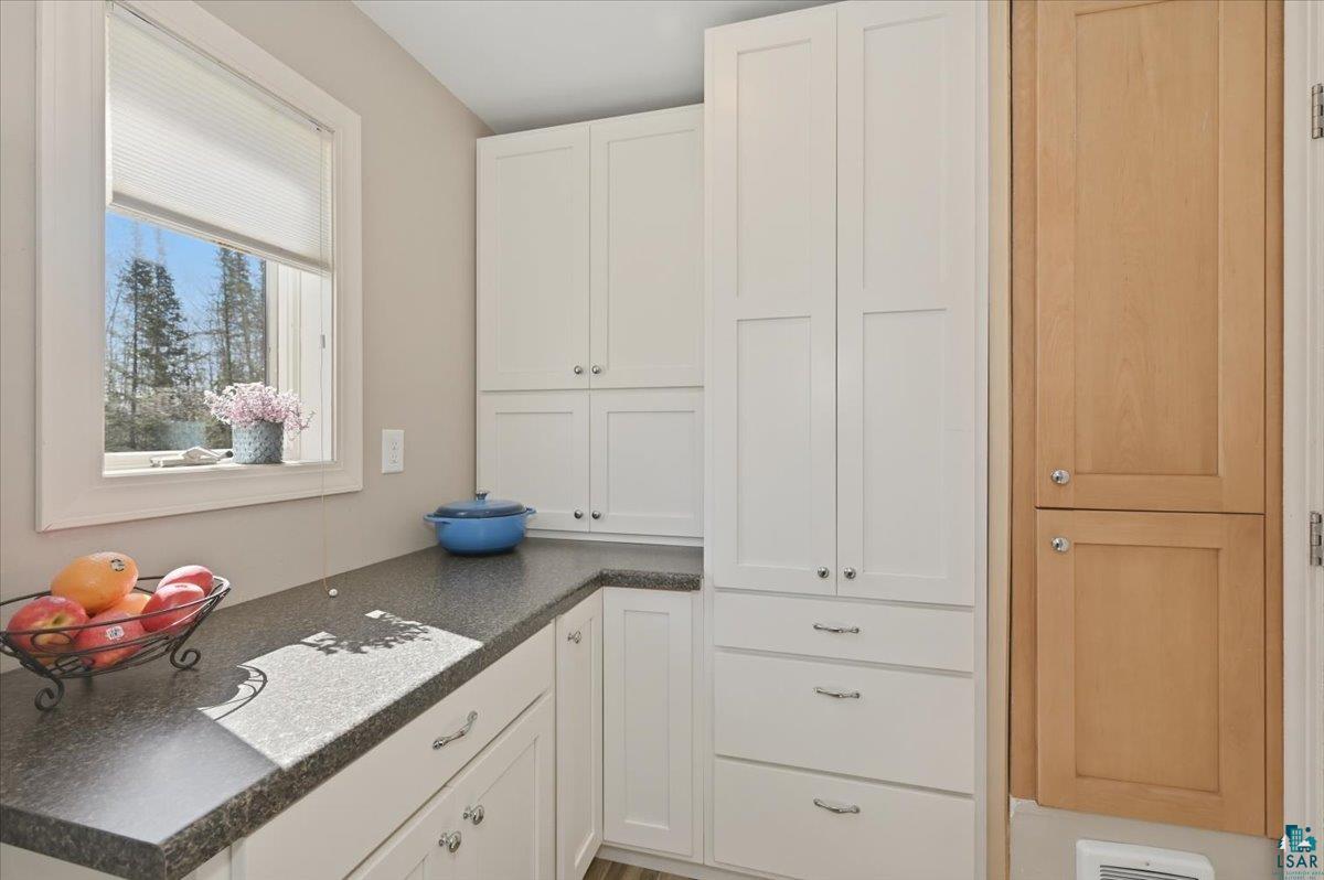 2538 East Garrison Road Foxboro, WI 54836 - Photo 6 of 51 Gallery Image 6