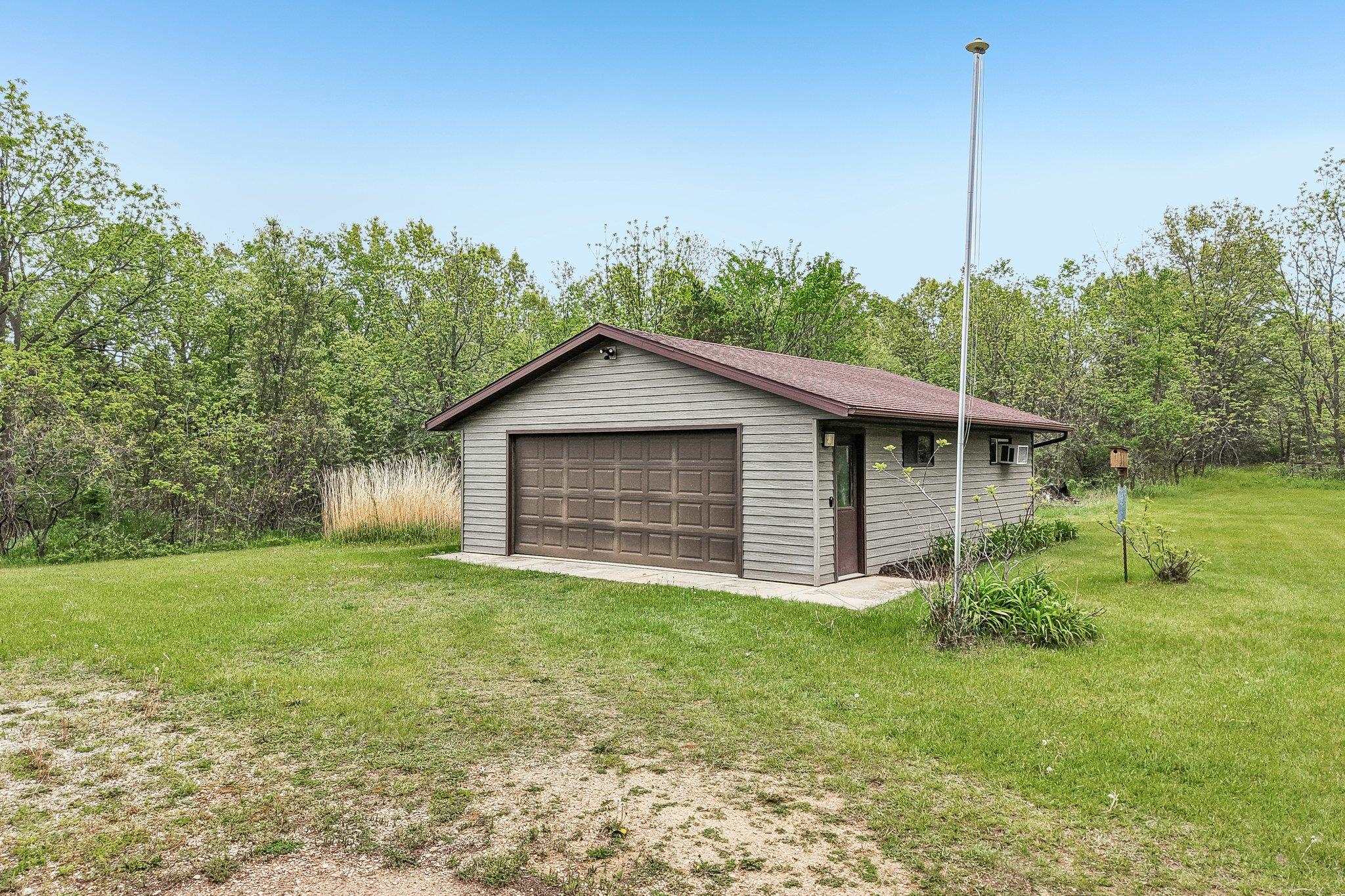 W7956 Morse Road Poynette, WI 53955 - Photo 51 of 70