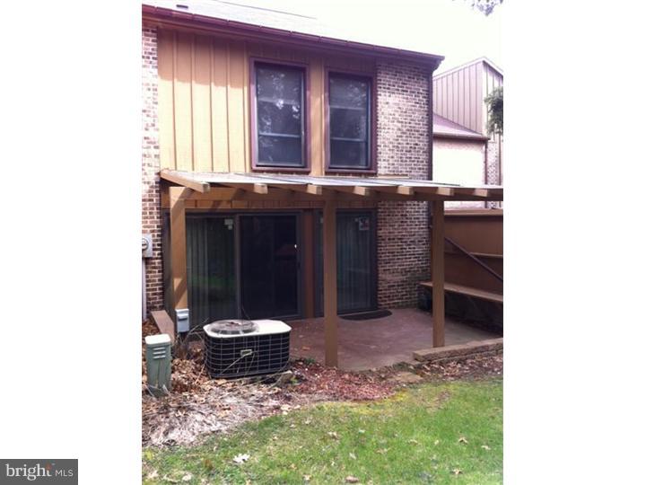 61 Wood Circle Reading, PA 19607 - Photo 3 of 16 Gallery Image 3