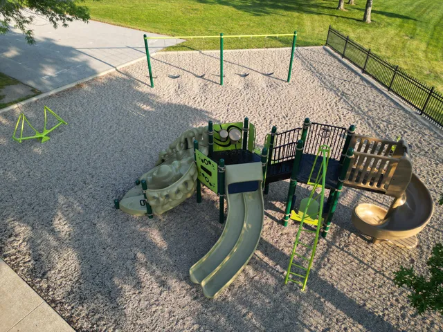 $312,000 | 1634 Northwood Drive, Lowell, IN 46356