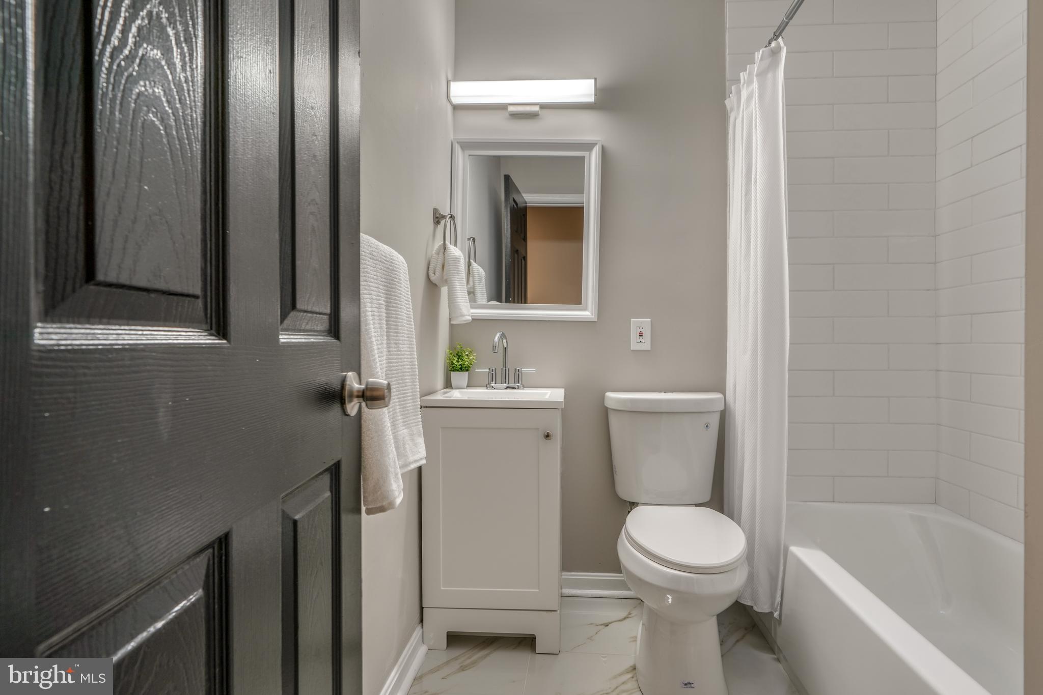 958 North Franklintown Road Baltimore, MD 21216 - Photo 36 of 45 Gallery Image 36