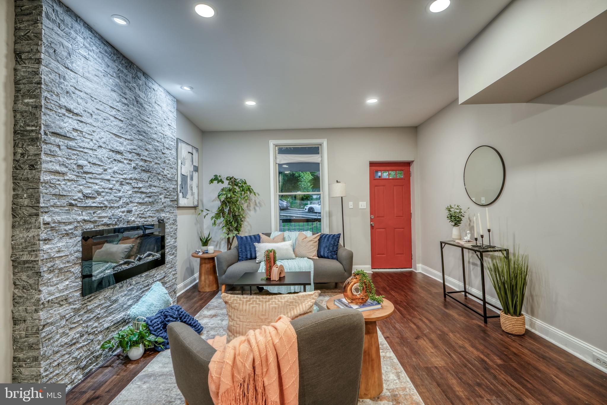 958 North Franklintown Road Baltimore, MD 21216 - Photo 9 of 45 Gallery Image 9