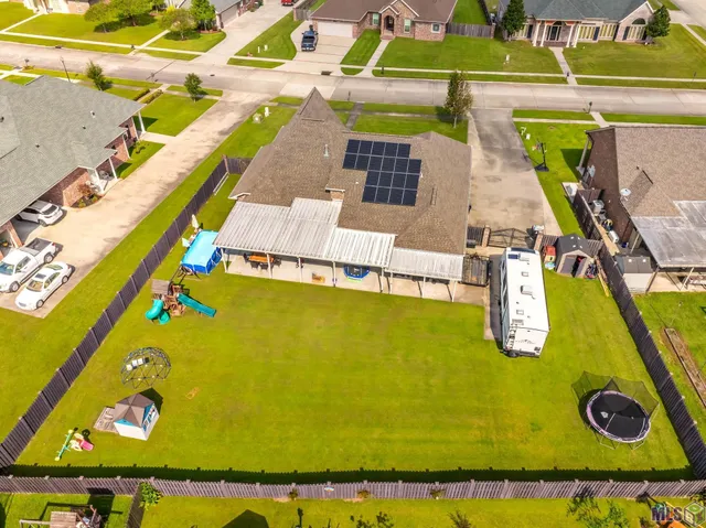 $450,000 | 211 Pearl Margaret Drive, Gray, LA 70359