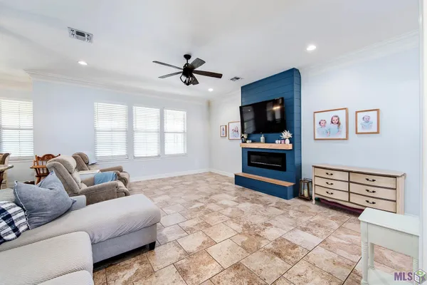 $420,000 | 211 Pearl Margaret Drive, Gray, LA 70359