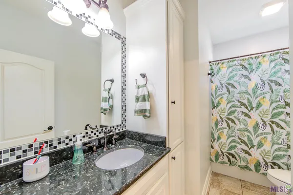 $420,000 | 211 Pearl Margaret Drive, Gray, LA 70359