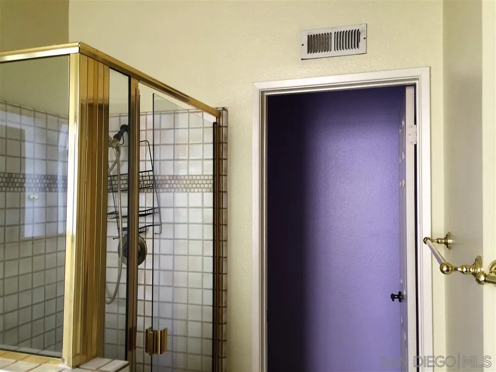 9502 Summerfield Street Spring Valley, CA 91977 - Photo 11 of 18 Gallery Image 11