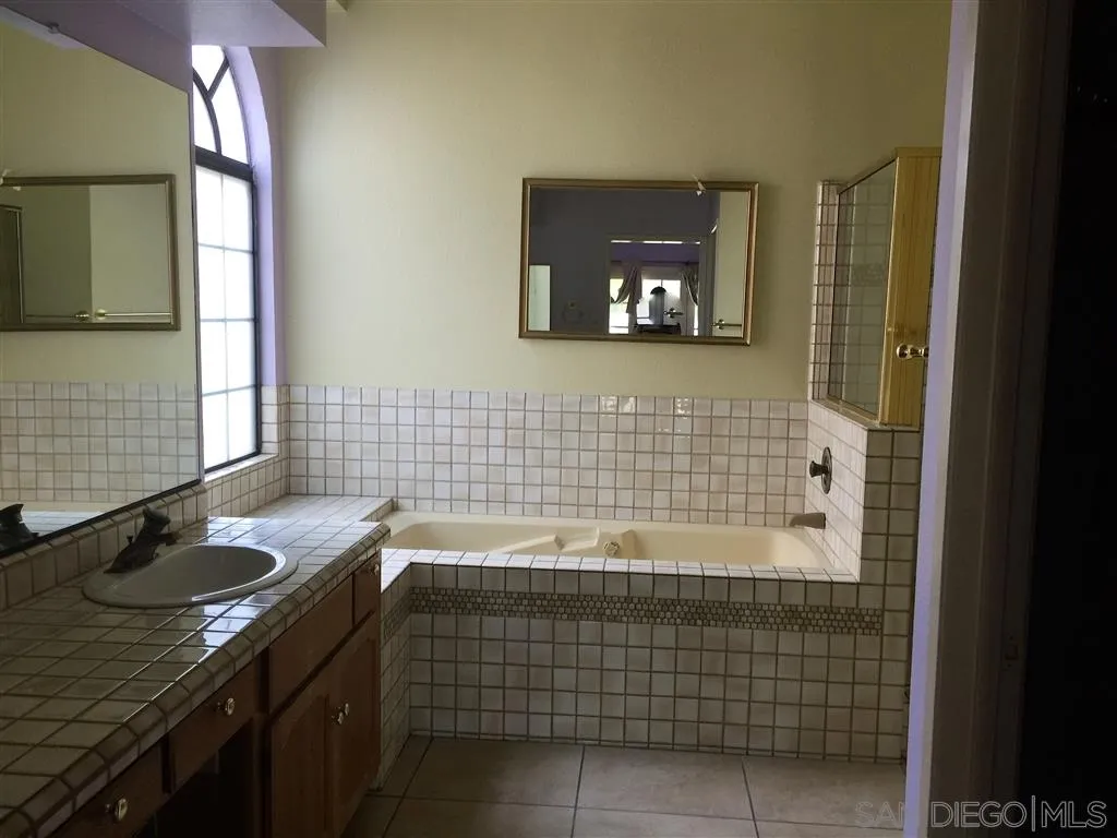 9502 Summerfield Street Spring Valley, CA 91977 - Photo 12 of 18 Gallery Image 12