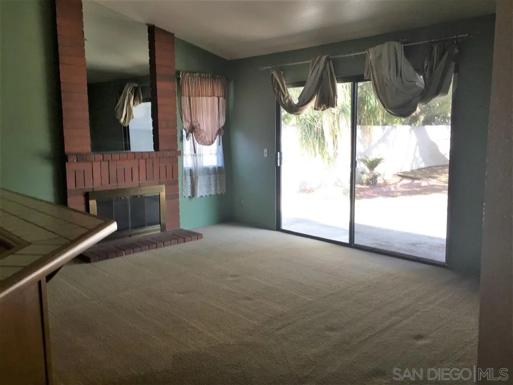 9502 Summerfield Street Spring Valley, CA 91977 - Photo 4 of 18 Gallery Image 4