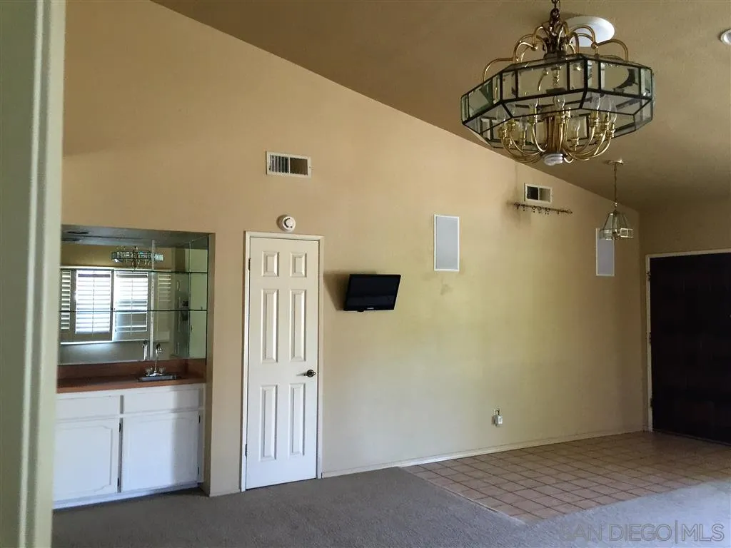 9502 Summerfield Street Spring Valley, CA 91977 - Photo 7 of 18 Gallery Image 7