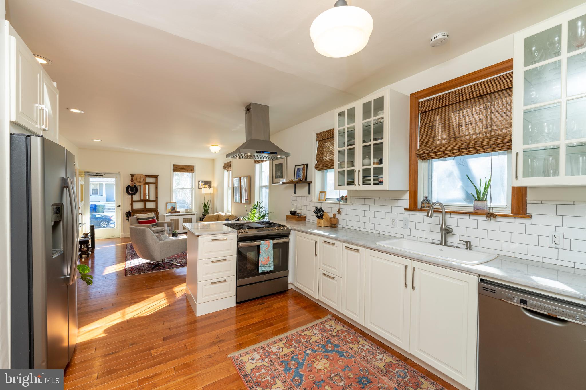 6016 Pinehurst Road Baltimore, MD 21212 - Photo 7 of 19 Beautiful Hardwood Floors