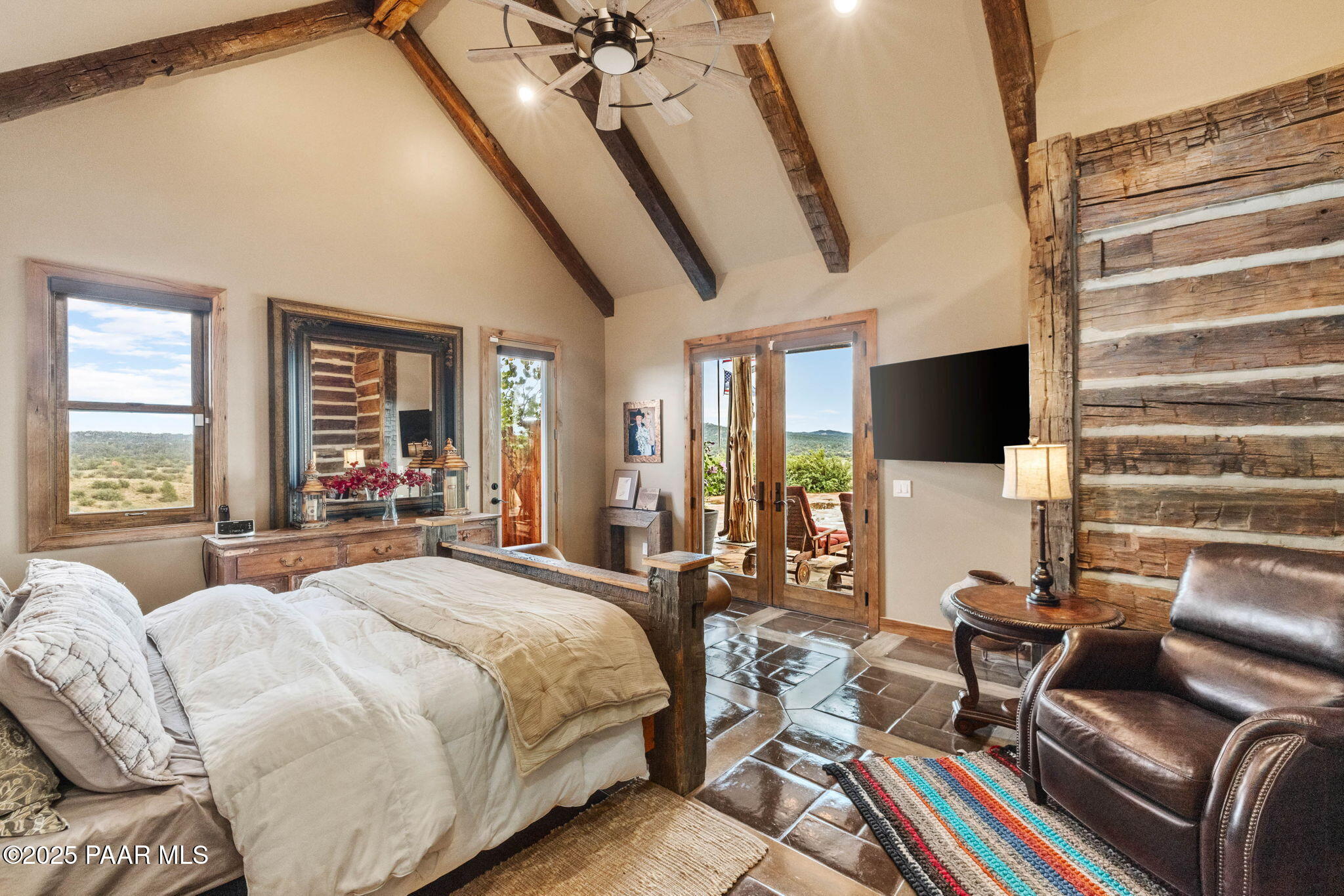 14800 North Puntenney Road Prescott, AZ 86305 - Photo 24 of 100 29-Primary Bedroom (1)