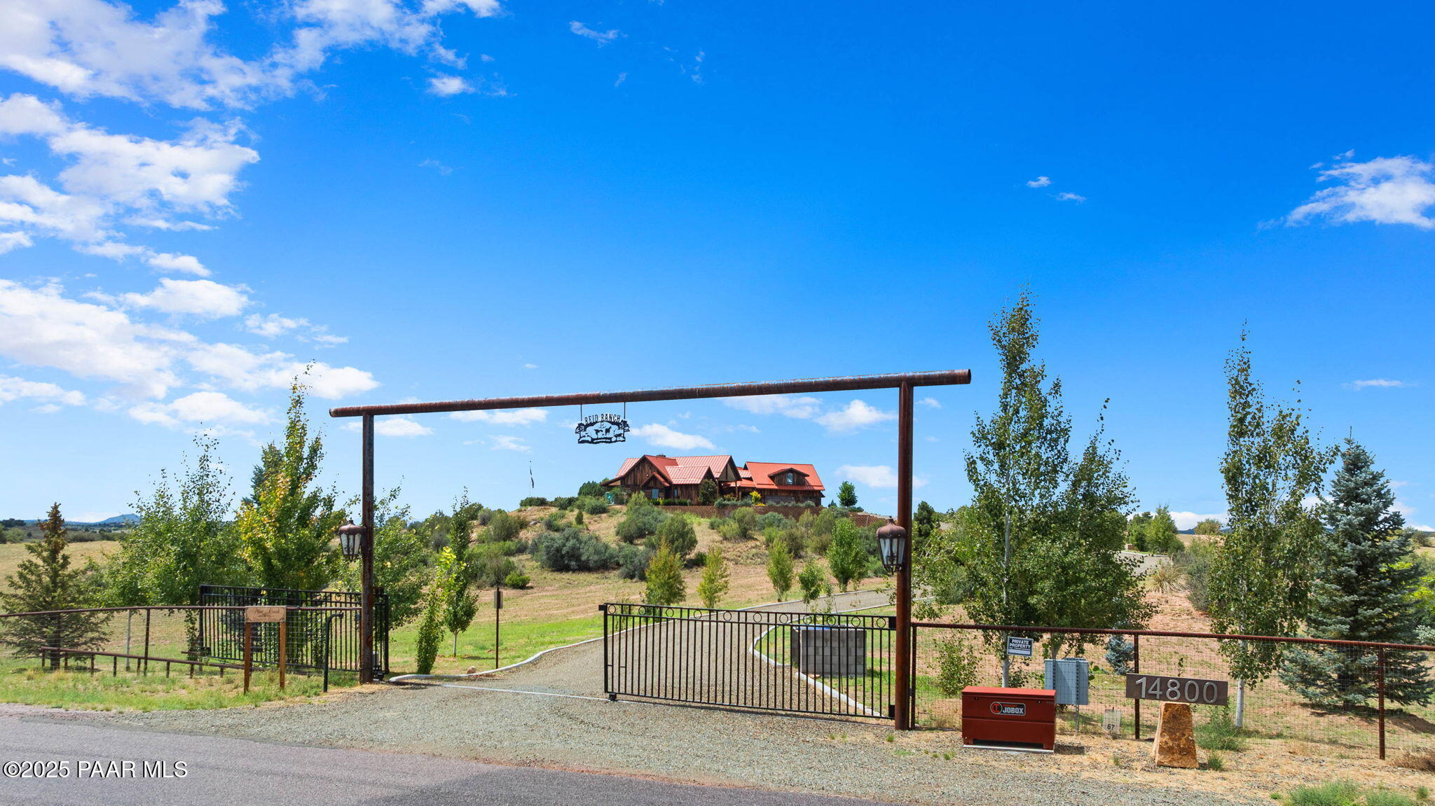 14800 North Puntenney Road Prescott, AZ 86305 - Photo 4 of 100 a view of a city