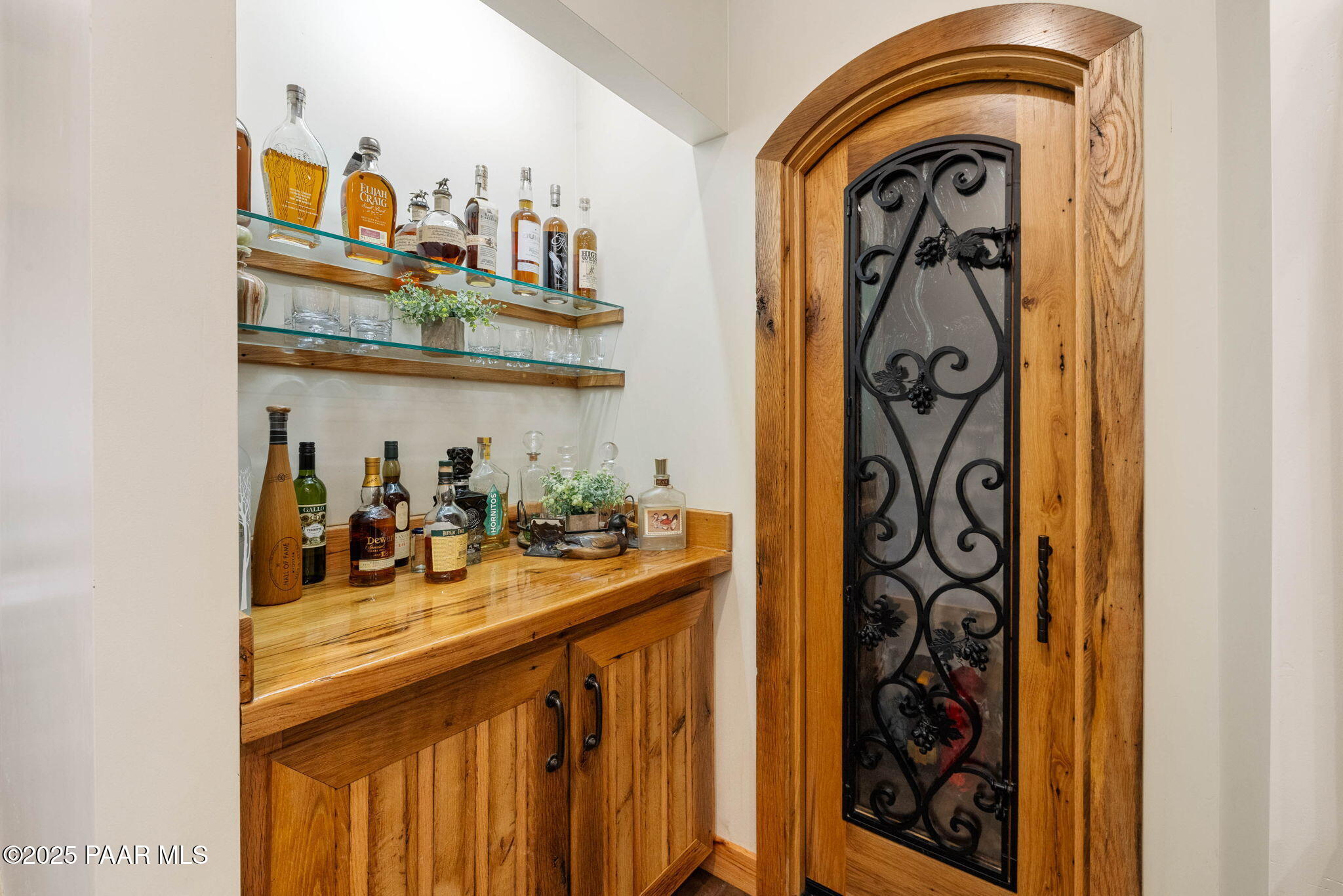 14800 North Puntenney Road Prescott, AZ 86305 - Photo 44 of 100 48-Bar