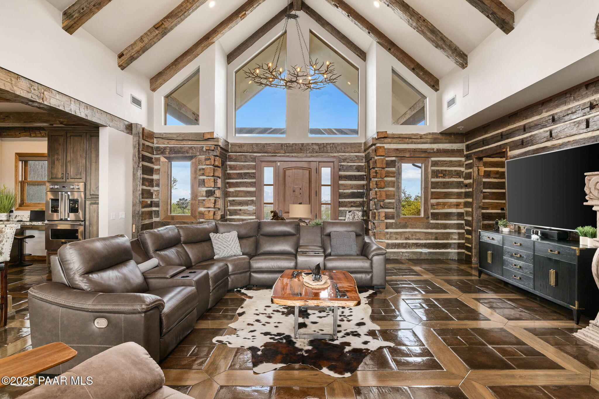 14800 North Puntenney Road Prescott, AZ 86305 - Photo 7 of 100 11-Living Room