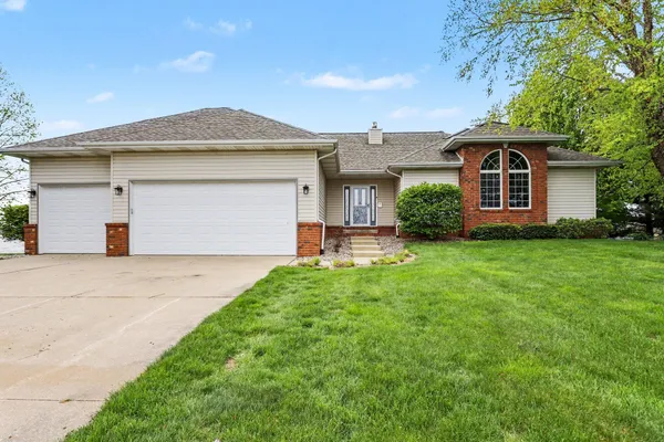 $829,000 | 25315 Island View Lane, Sturgis, MI 49091