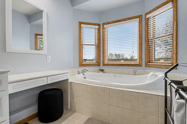 $829,000 | 25315 Island View Lane, Sturgis, MI 49091