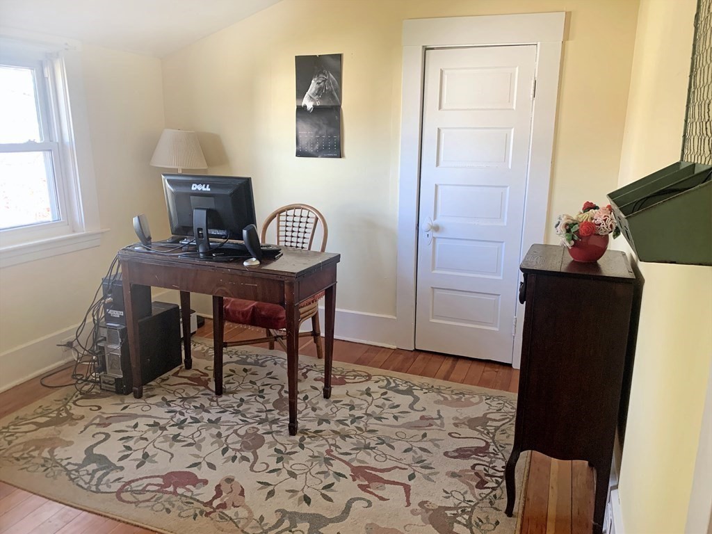54 Bolton Road Lancaster, MA 01523 - Photo 16 of 36