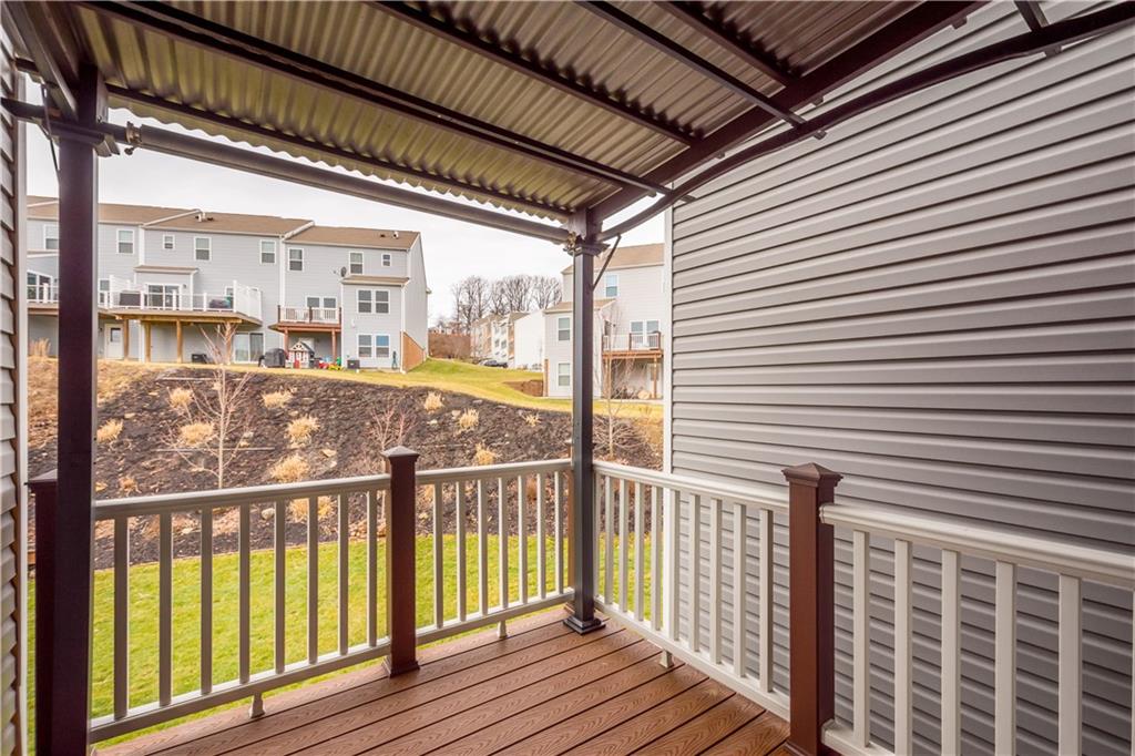 215 Lockheed Drive Coraopolis, PA 15108 - Photo 13 of 33