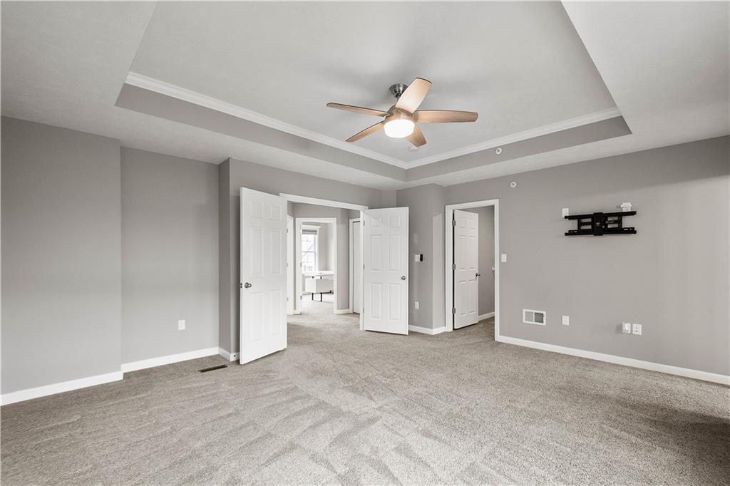 215 Lockheed Drive Coraopolis, PA 15108 - Photo 17 of 33