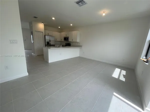 $2,400 | 13262 Southwest 287th Terrace, Homestead, FL 33033