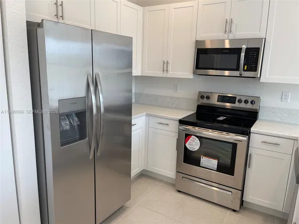 $2,400 | 13262 Southwest 287th Terrace, Homestead, FL 33033